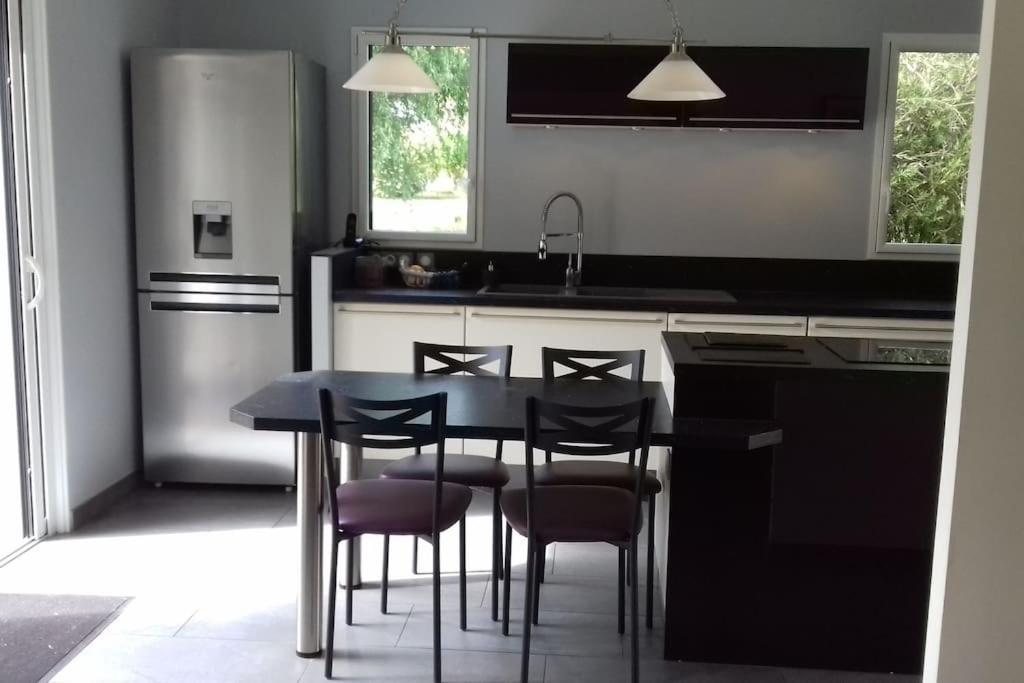 9 Pers 160 M² +Jardin- 10Mn Nantes -30Mn Mer Bouguenais Extérieur photo