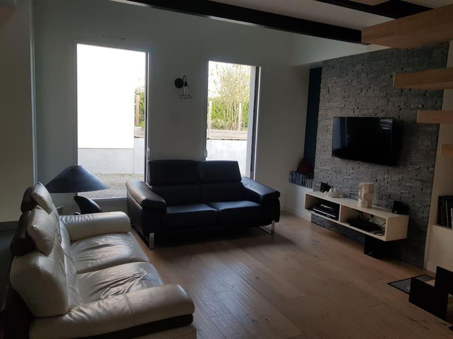 9 Pers 160 M² +Jardin- 10Mn Nantes -30Mn Mer Bouguenais Extérieur photo